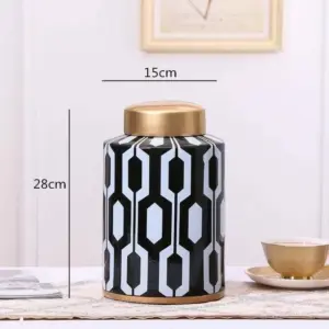 Kishia Vase