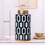 Kishia Vase