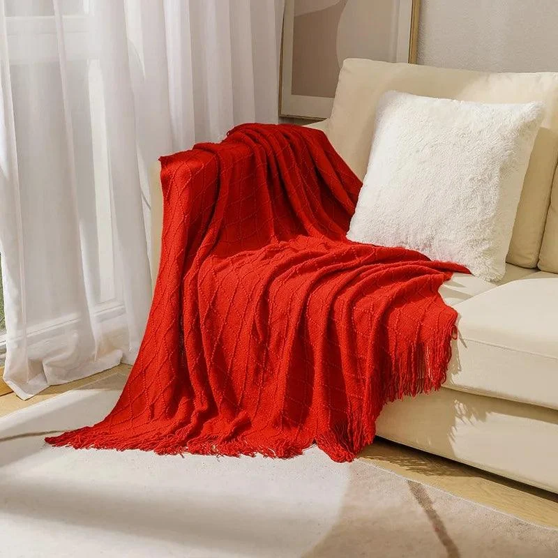 Knitted Waffle Blanket: Nordic Décor Elegance -