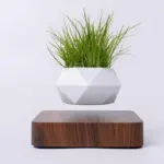 LEVITATINGPLANTPOT Homeko4