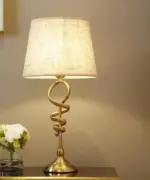 Lampara Table Lamp
