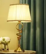 Lampara Table Lamp