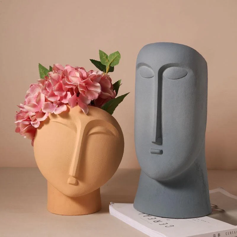 Landon Abstract Face Vases -