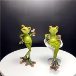 LeggyFrogFigurines Homeko4