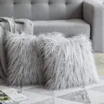 Lucinas Cushion Cover