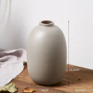 Lucretia Vase