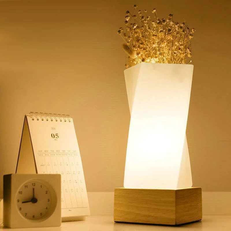 Lull - Modern Twist Desk Lamp -  - #tag1#