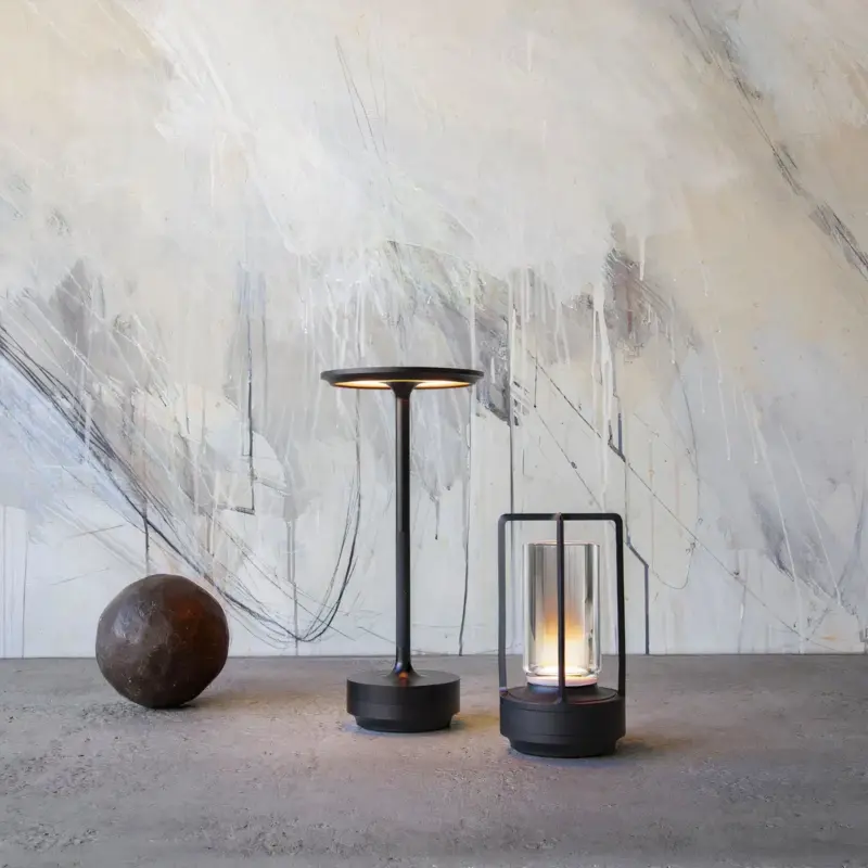 LumenArt Create an Atmosphere of Elegance with the Thomas Table Lamp from LumenArt tag1