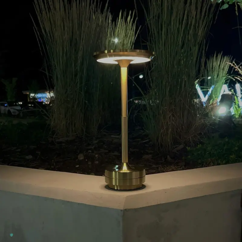 LumenArt Create an Atmosphere of Elegance with the Thomas Table Lamp from LumenArt tag1