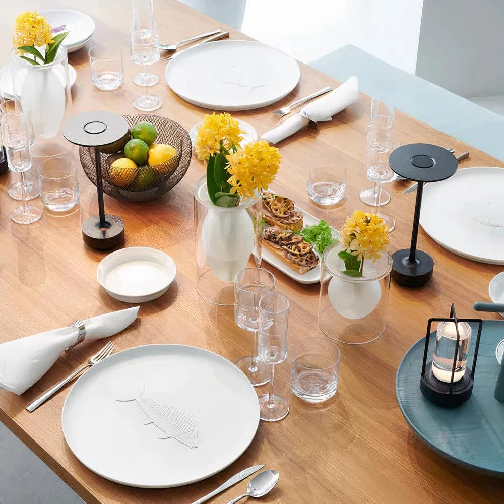 LumenArt - Create an Atmosphere of Elegance with the Thomas Table Lamp from LumenArt -  - #tag1#
