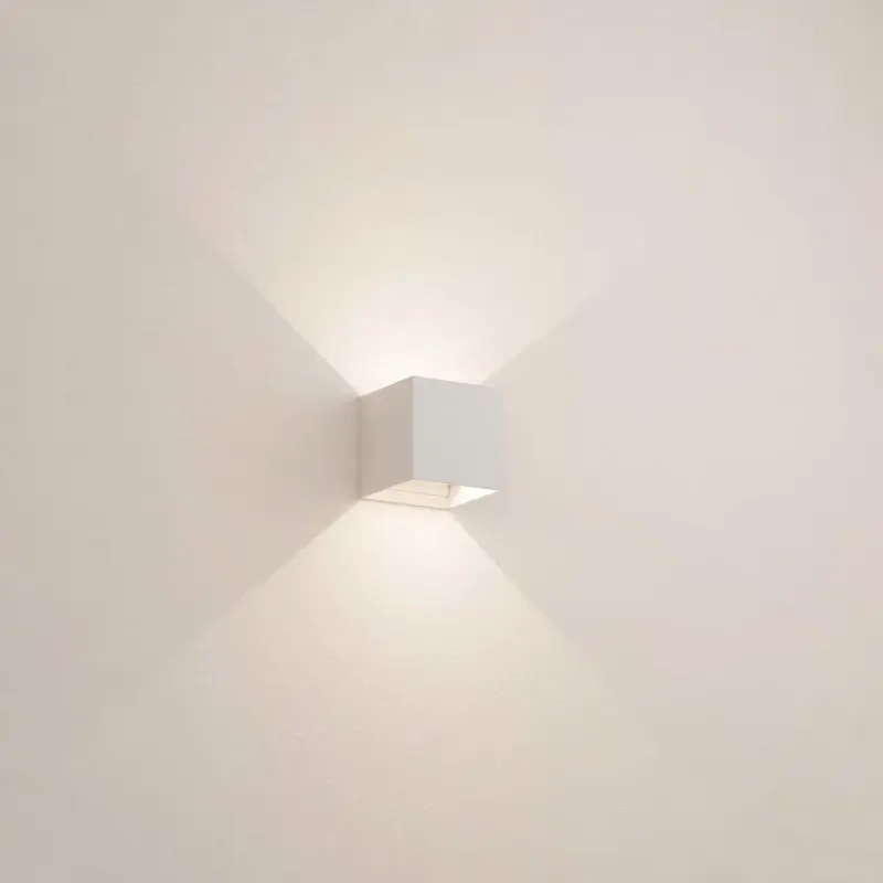 LumenGuard Modern Wall Lamp tag1