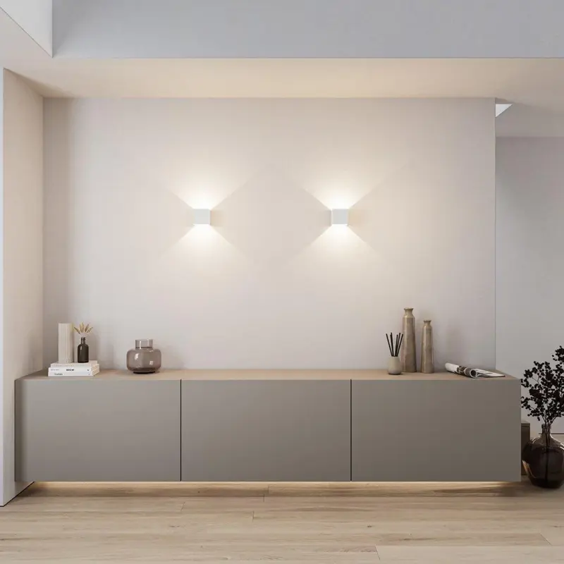 LumenGuard Modern Wall Lamp tag1