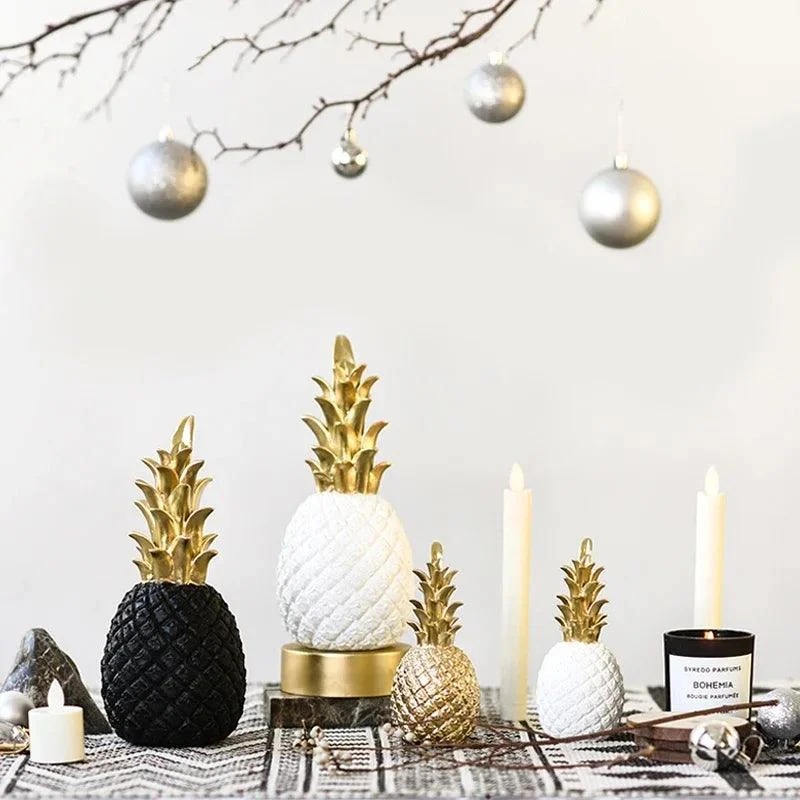 LumiPine - Gold Pineapple Home Decor -