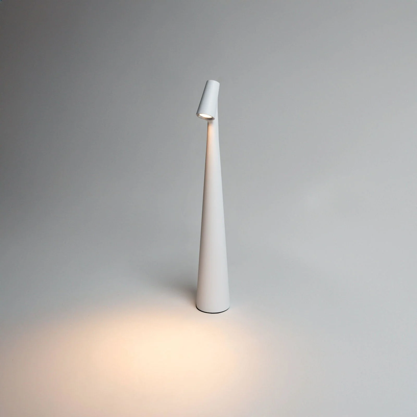 Lumi Slim Rechargeable Lamp -  - #tag1#