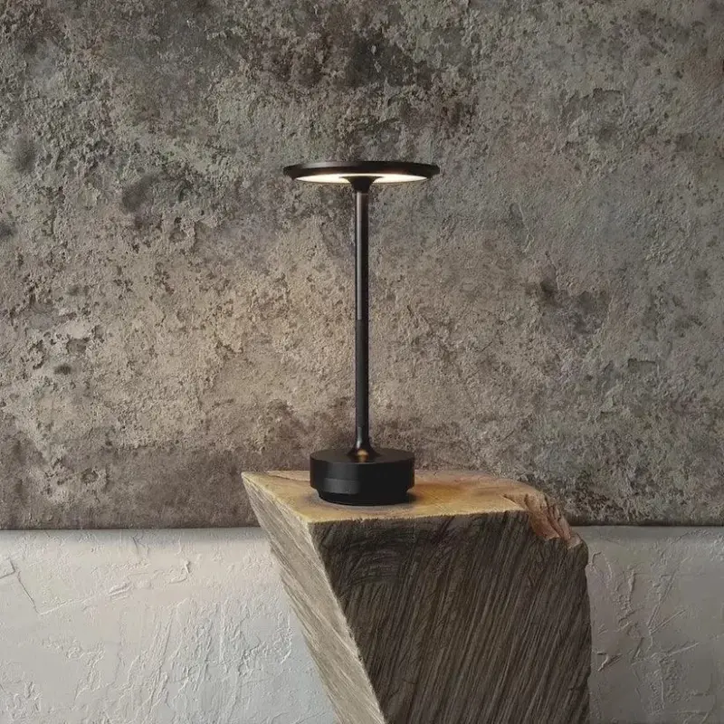 Luminous Elegant table lamp tag1
