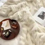 Luxury-Faux-Fur-Throw-Decorfaure-1685713074 Luxury Faux Fur Throw Decorfaure