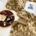 Luxury-Faux-Fur-Throw-Decorfaure-1685713282 Luxury Faux Fur Throw Decorfaure
