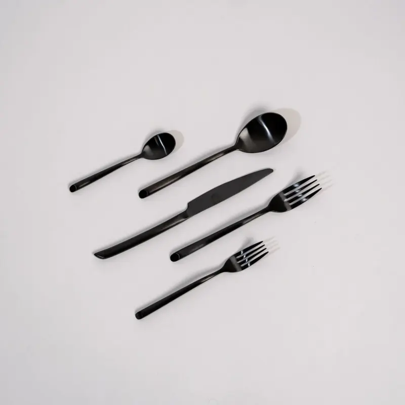 Luxury Black Cutlery Set tag1