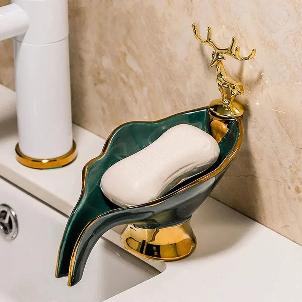 Luxury Deer Head Soap Dish: Elegant Bathroom Accessories -
