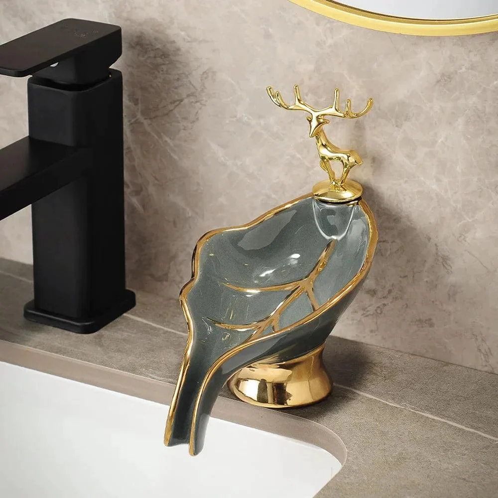 Luxury Deer Head Soap Dish: Elegant Bathroom Accessories -