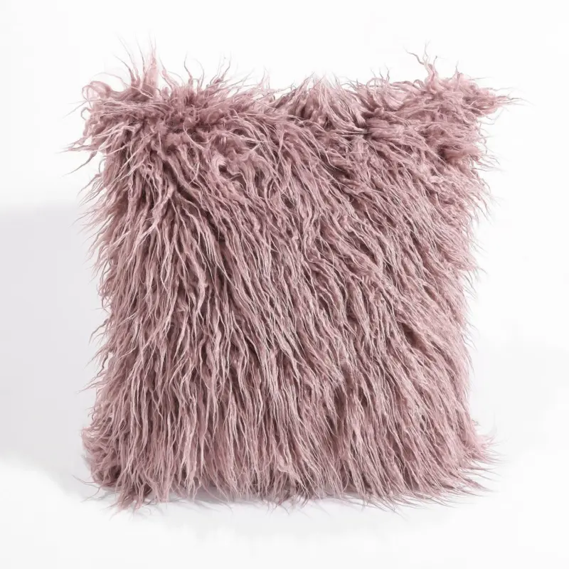 Luxury Faux Fur Pillowcase tag1