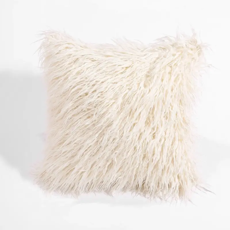 Luxury Faux Fur Pillowcase tag1