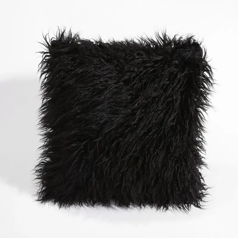 Luxury Faux Fur Pillowcase tag1