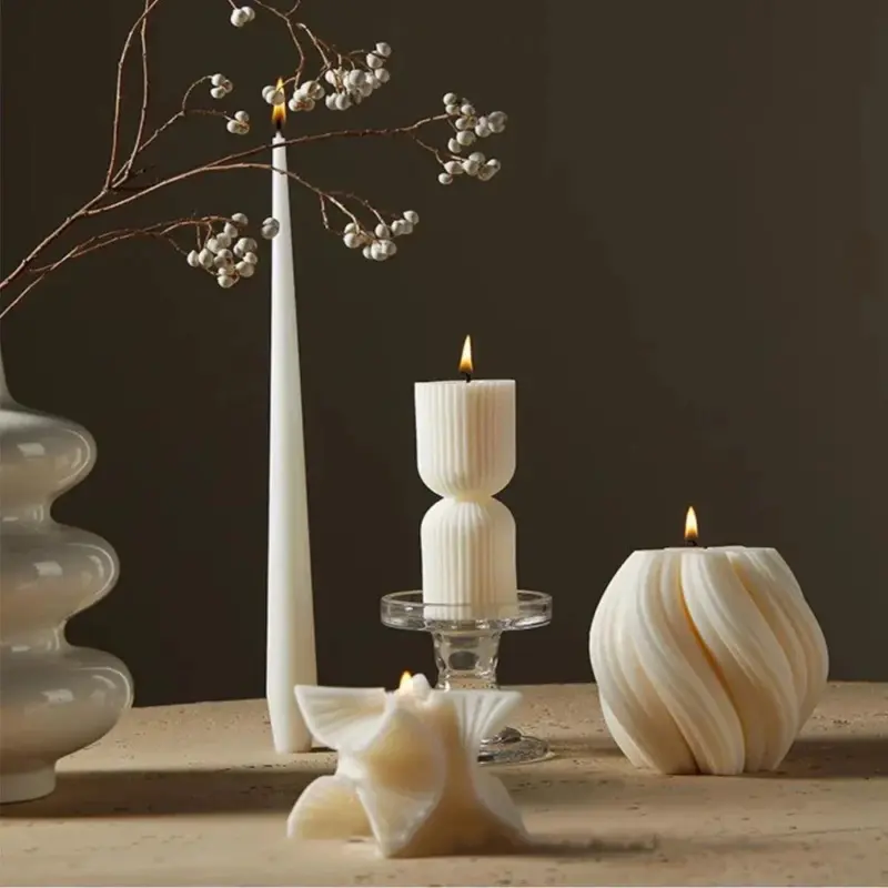 Luxury scented candle Beautiful geometric scented candles tag1