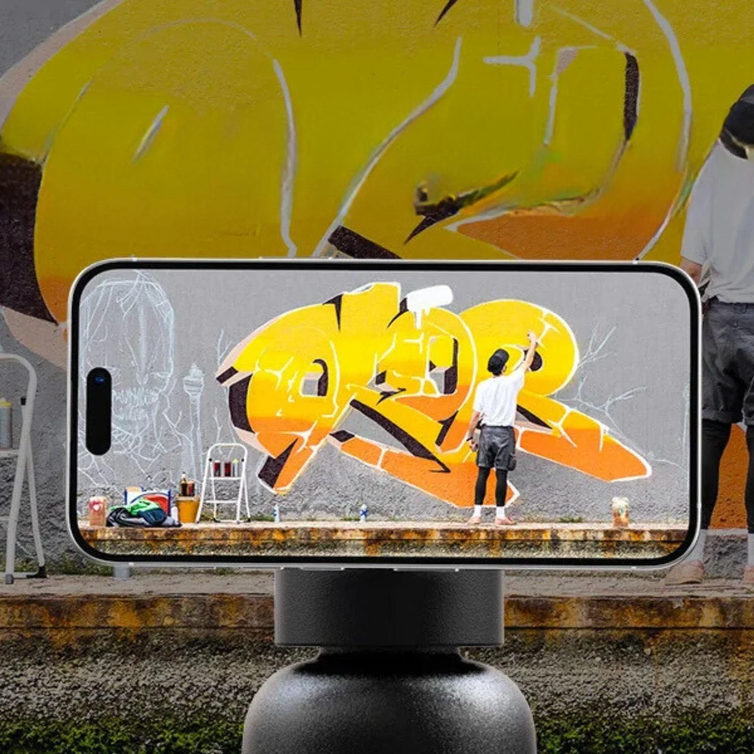 Magnetic Drinking Bottle with Phone Holder - Innovative and Convenient -  - #tag1#