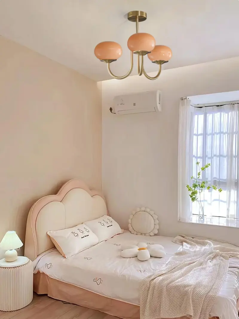 Marshmallow Chandelier 31 838b7ad6 c29c 47fb 9065 73fca4472f4e