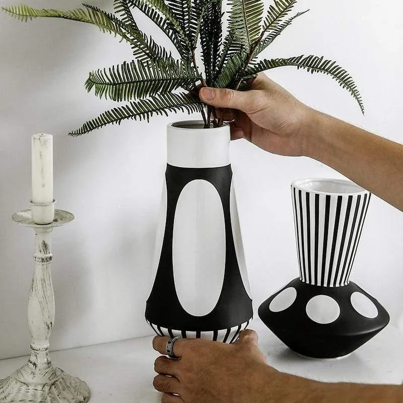 Masakazua Vases -