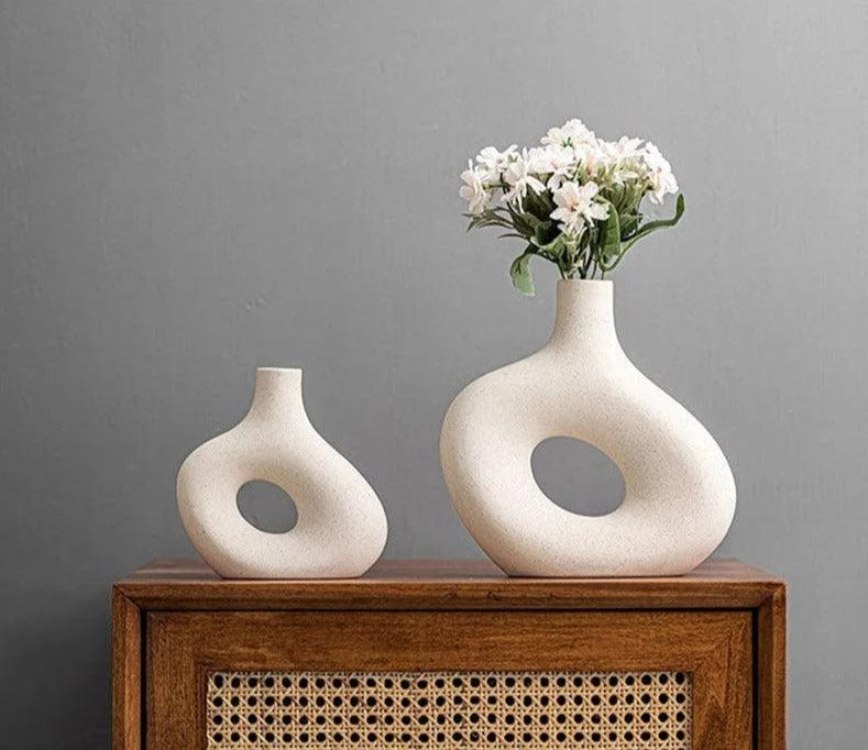 Matte Ceramic Hollow Vase For Pampas -