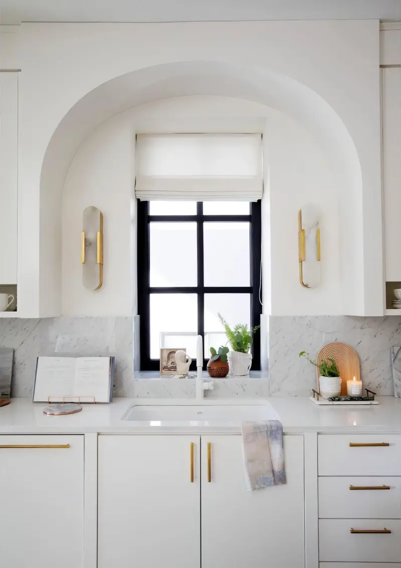 Melange Elongated Sconce