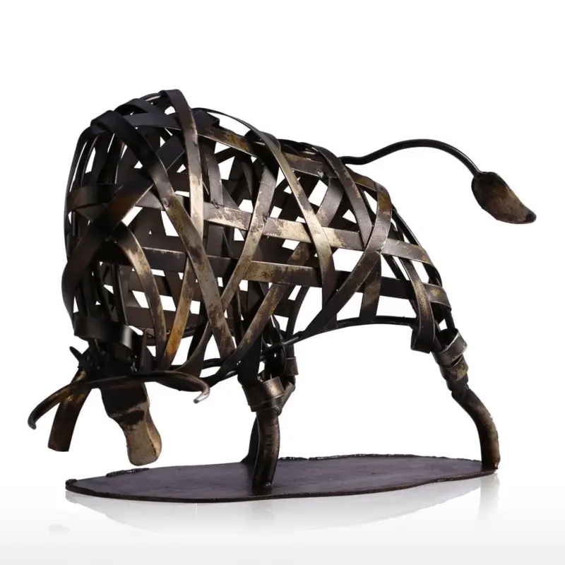 MetalRagingWildlifeSculpture Homeko2