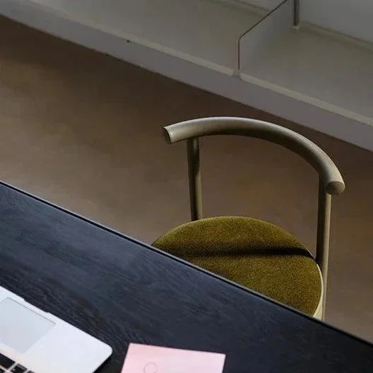 Mid-Century Modern Metal Leg Color Round Chair -