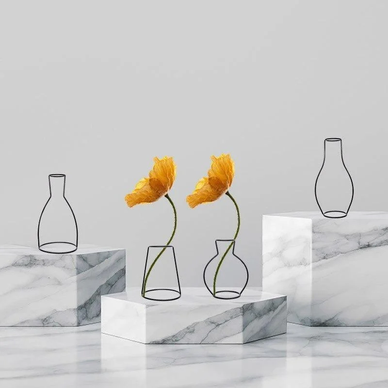 Minimal Iron Line Vase Holder -