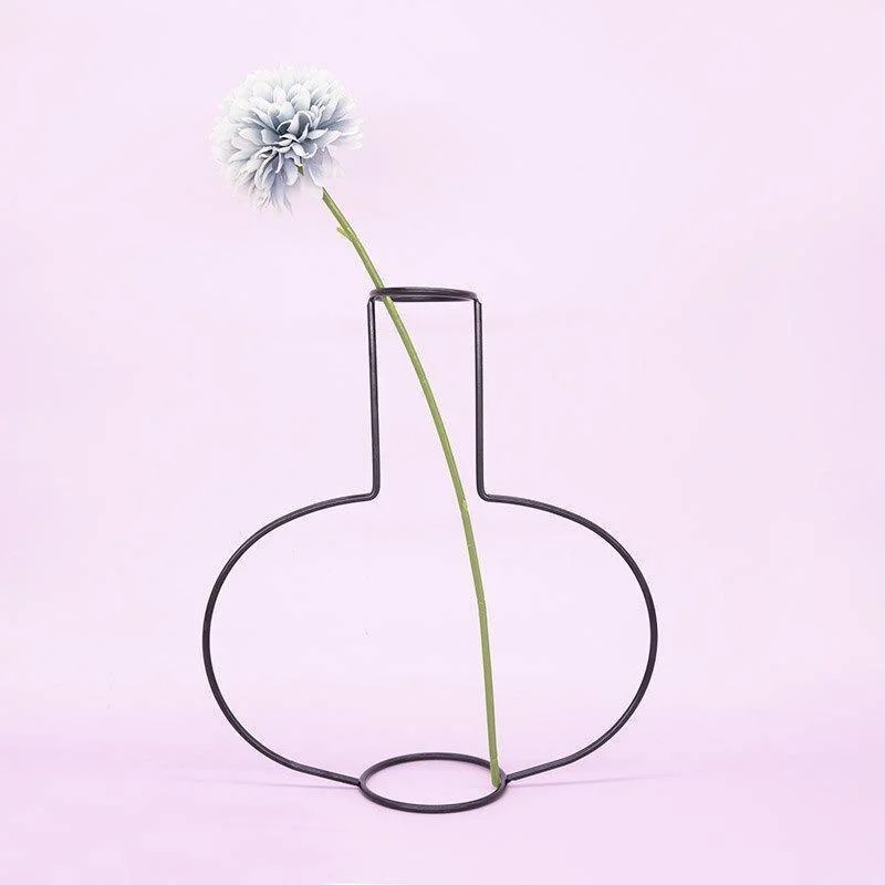 Minimal Iron Line Vase Holder -