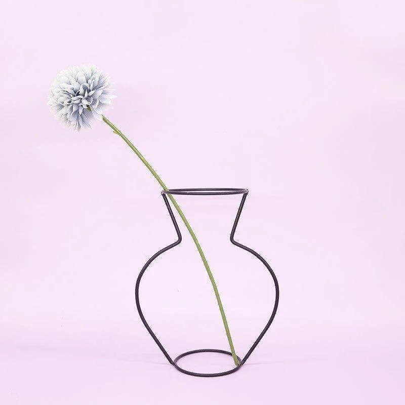 Minimal Iron Line Vase Holder -