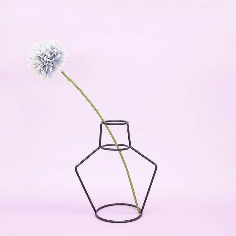 Minimal Iron Line Vase Holder -