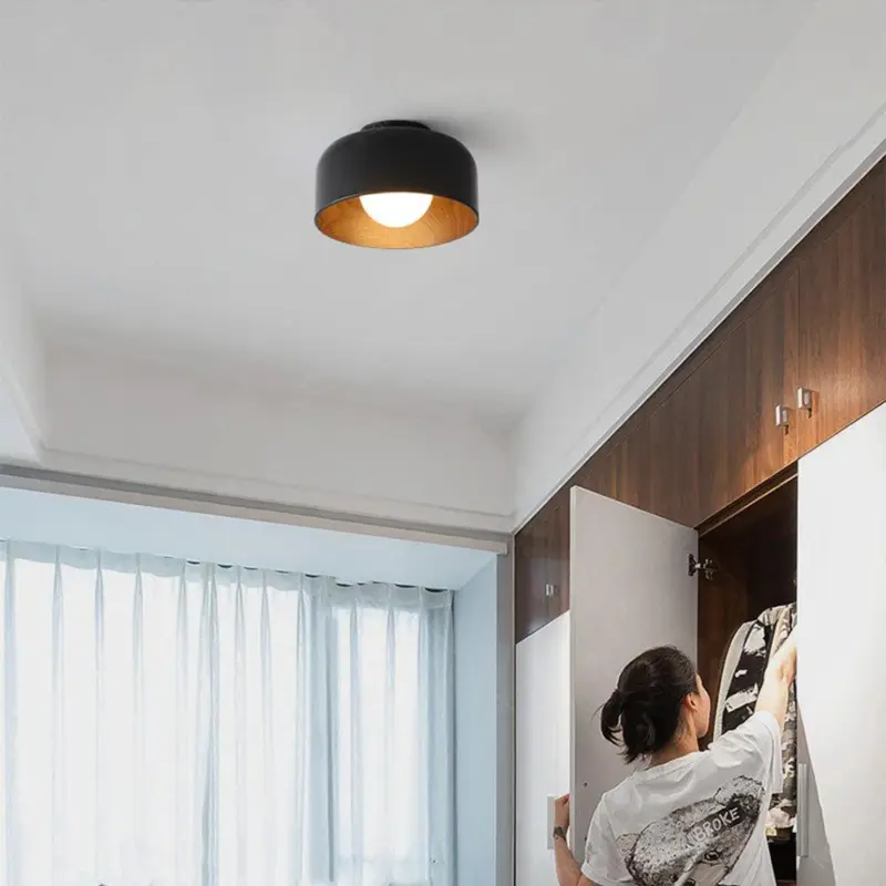 MinimalistBowlShapedMetalCeilingLight
