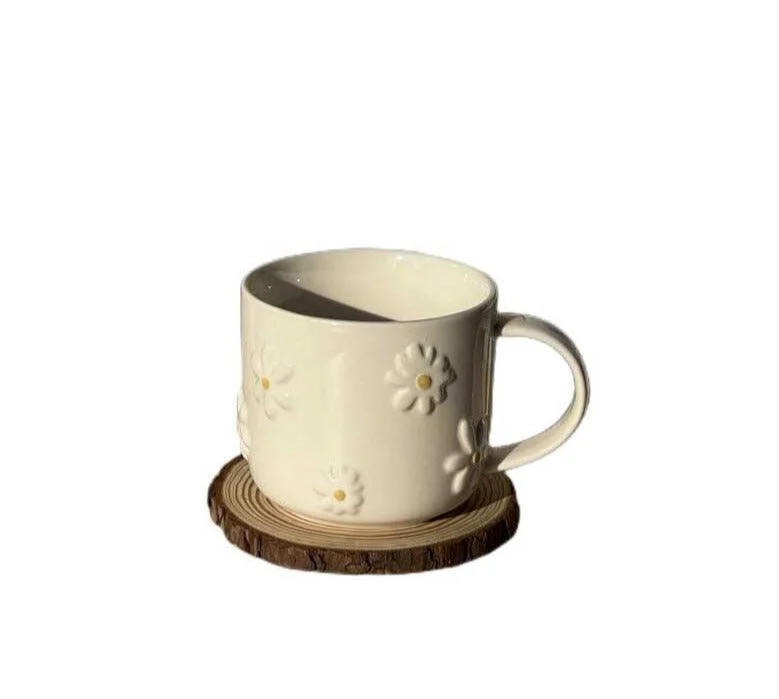 Minimalist Ceramic Embossed Daisy Mug -