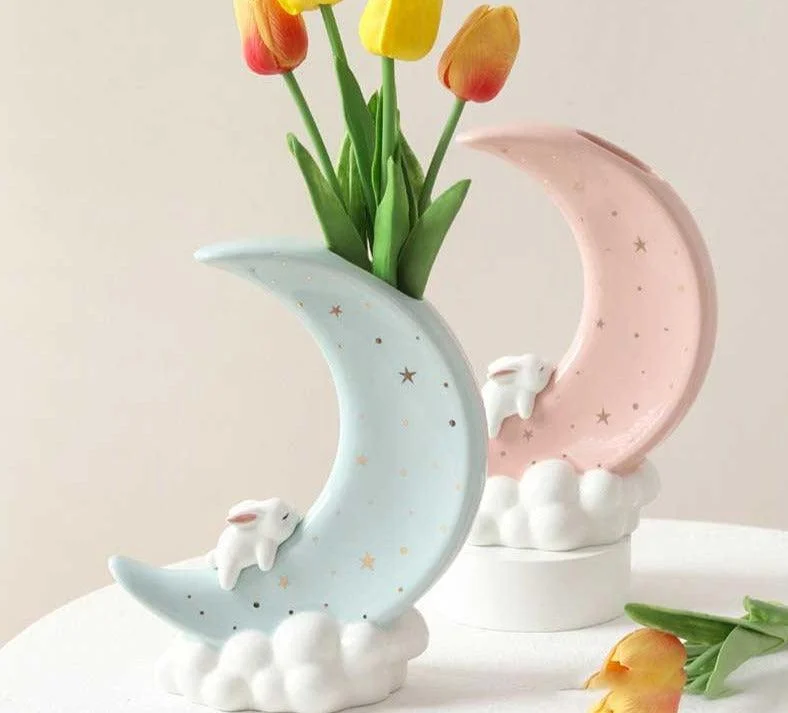 Minimalist Ceramic Moon Flower Vase -