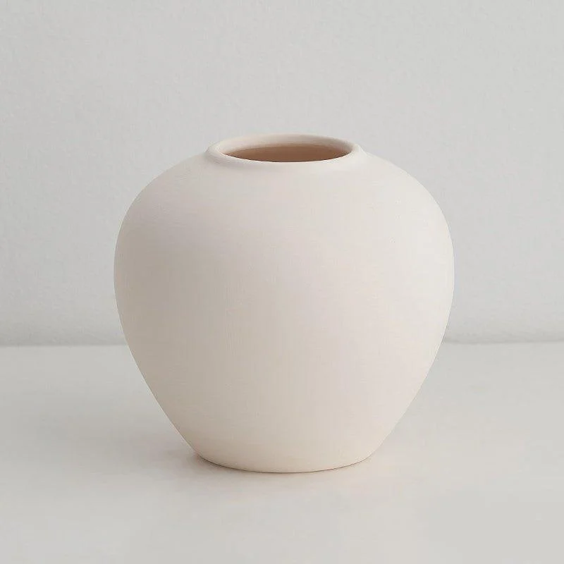 Minimalist Clay Vases -