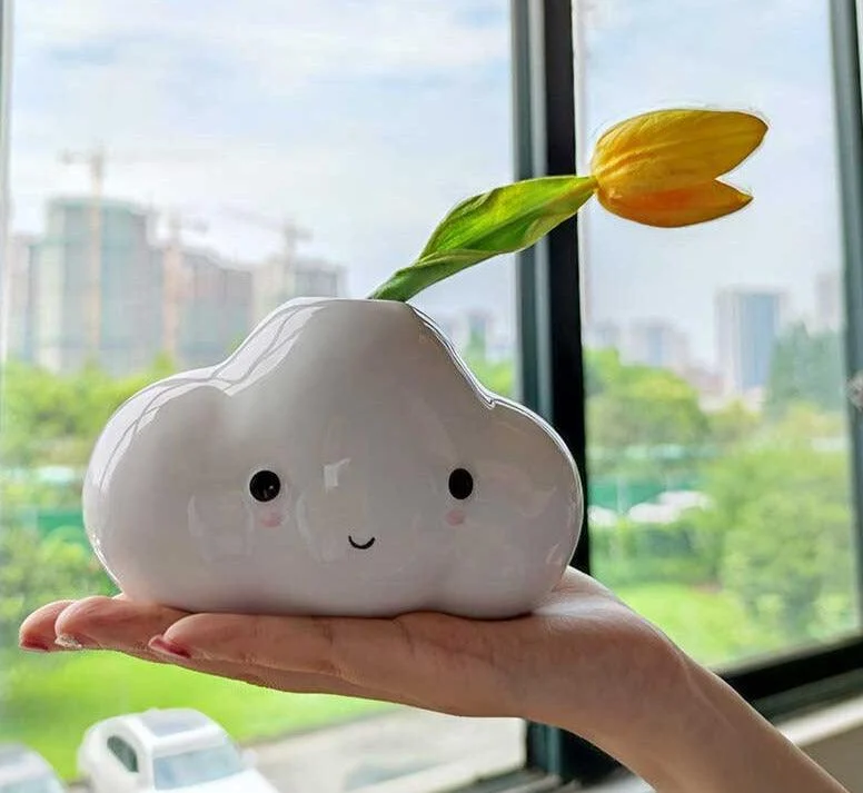 Minimalist Cute White Ceramic Cloud Vase -