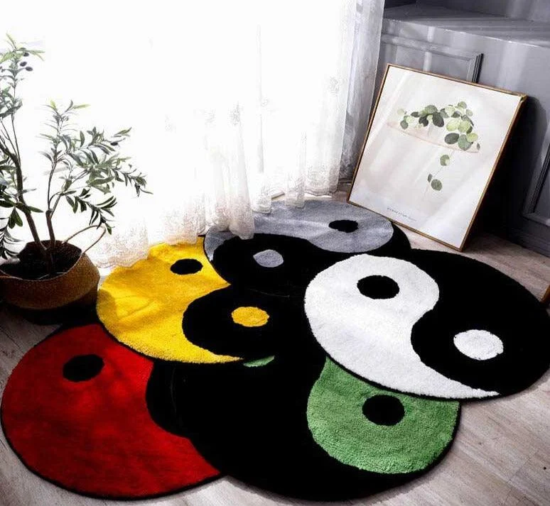 Minimalist Fluffy Yin and Yang Meditation Rug -