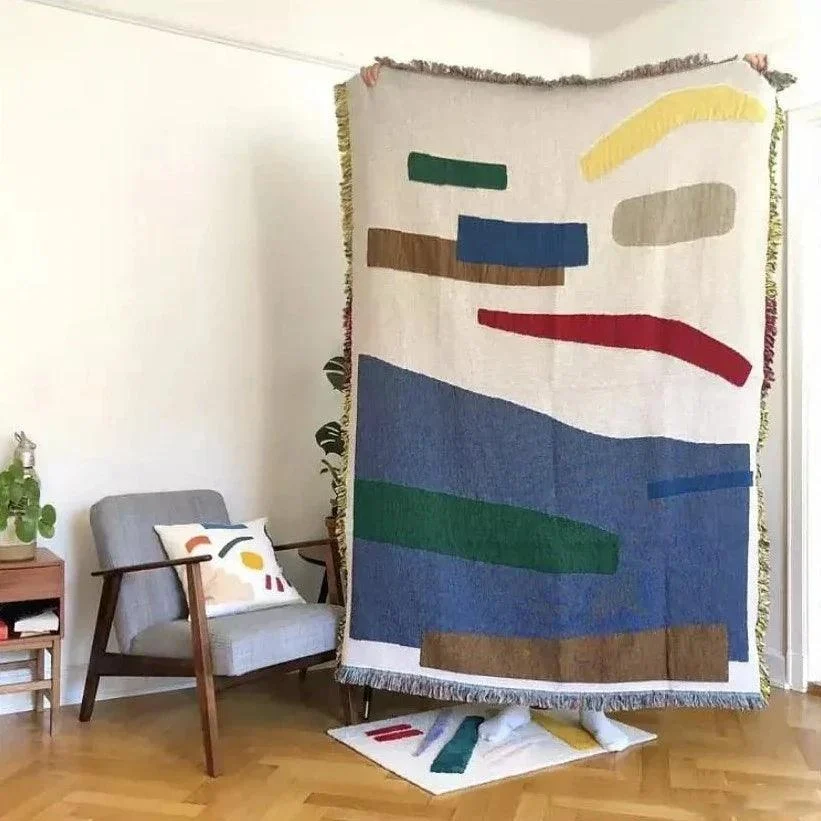 Minimalist Geometric Design Throw Blanket -