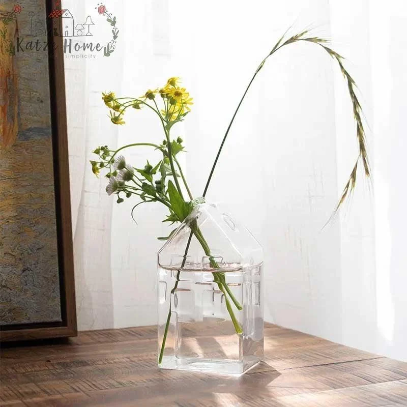 Minimalist Small House Shaped Glass Vase -