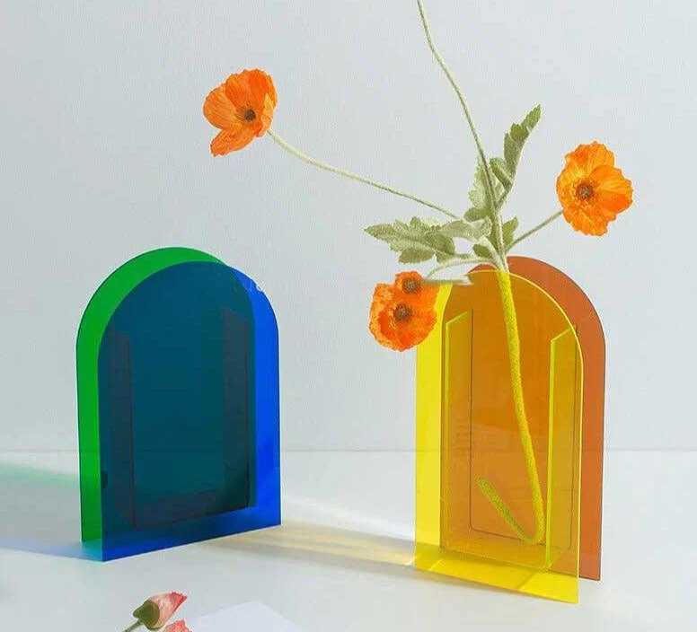 Minimalist Translucent Acrylic Abstract Vase -