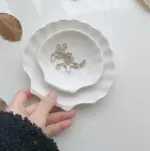Minimalist_White_Ceramic_Shell_Jewelry_Dish_-_-4341610 Minimalist White Ceramic Shell Jewelry Dish