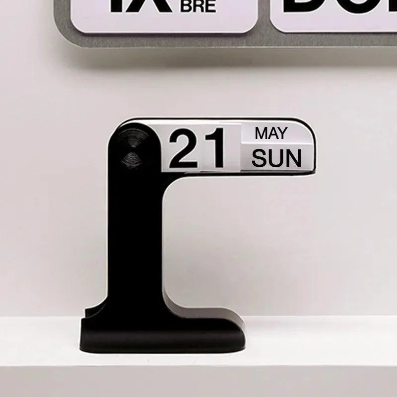 Minimalistic Desktop Black Flipping Calendar -